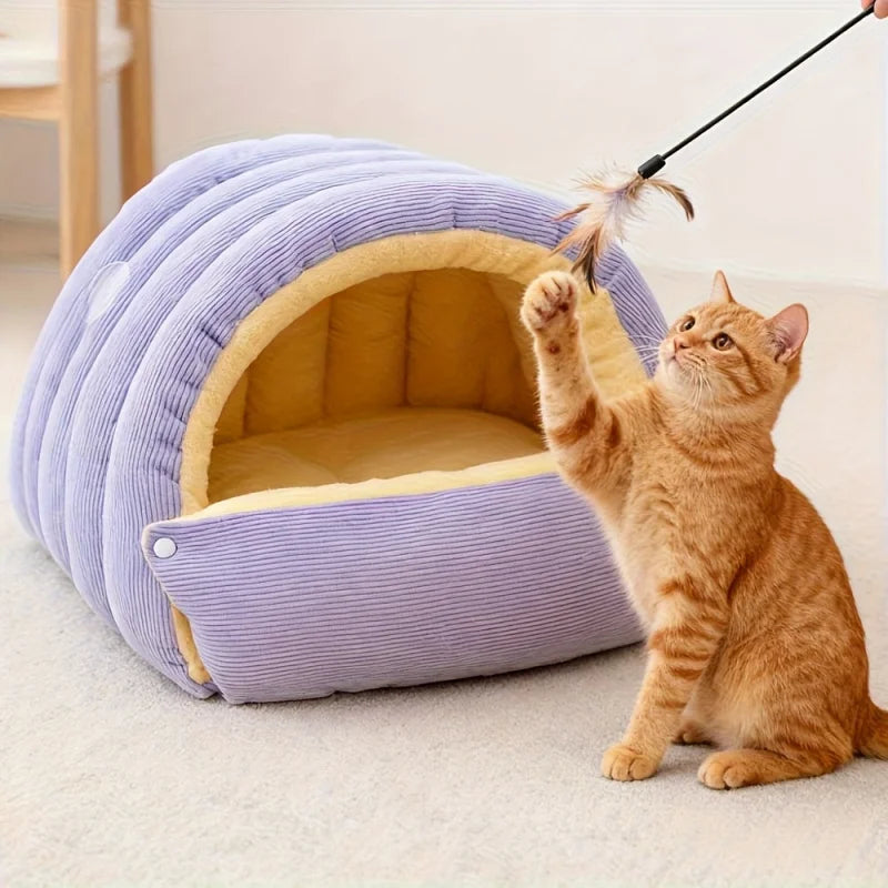 Enclosed Cat Cave Bed – Warm Fleece Hideaway for Indoor Cats