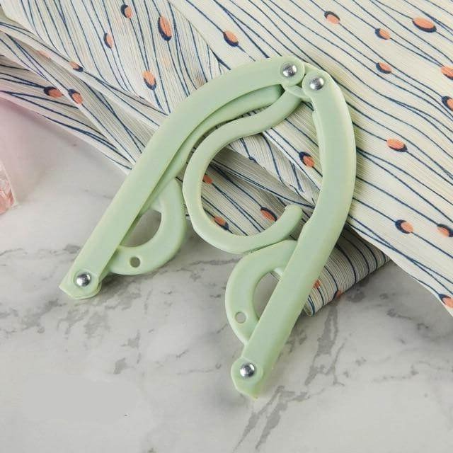 Foldable Travel Hangers – Portable Clothes Hangers for Suitcase