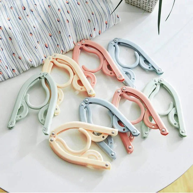 Foldable Travel Hangers – Portable Clothes Hangers for Suitcase
