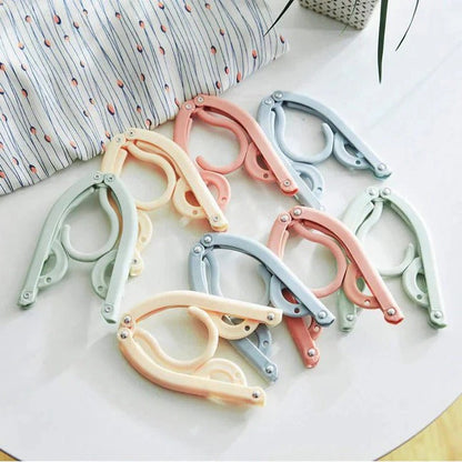 Foldable Travel Hangers – Portable Clothes Hangers for Suitcase